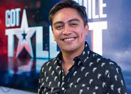 Después de atravesar una oscuridad tan profunda, el pasado martes hubo un rayo de esperanza para la cantante, que ahora tiene 30 años. Sergio Freire Busca Replantear La Comedia Como Juez En Got Talent Todonoticia Cl