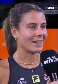 Emma Navarro Conferencia