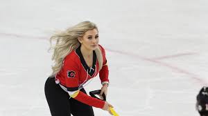 Colorado avalanche ice girls auditions were on saturday, and we were certainly impressed. 2018 19 Nhl Ice Girls Fox Sports