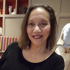 Alexandra Moses's Instagram, Twitter & Facebook