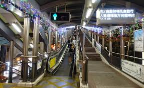 32 (82 cm) wide designs offers more flexibility for the users and allow enough space for a second person to. World Record Elevators And Escalators 2016 12 13 Enr