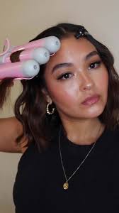 How to Use a Mermaid Hair Waver