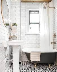 A few days ago i received an email from carolina, asking me if i could post some small bathroom decorating ideas. Pin On Bathrooms