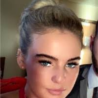 Laura Jervis's Instagram, Twitter & Facebook