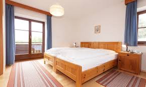 Haus rottensteiner ⭐ , austria, jerzens, niederhof 251, 6474 jerzens, austria: Haus Rottensteiner Gemutliche Zimmer Mit Fruhstuck Am Ritten