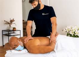 Facial Massage For Man - Feel Rejuvenate.com at Home Massage Service