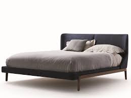 Doppelbett Mit Polsterkopfteil Bett Mobel Schlafzimmer Bett Bett