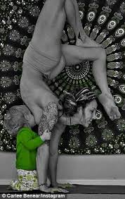 Liv's trademark workout combining hiit and yoga,. Carlee Benear Does Yoga Headstand While Breastfeeding Daughter Daily Mail Online