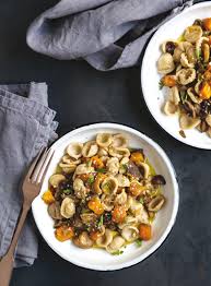 Orecchiette integrali mi ero già innamorata delle orecchiette fatte mano di @picinotti_pastafresca , ma con quelle integrali si sono davvero superati. Orecchiette Integrali Zucca E Funghi Csaba Dalla Zorza