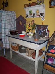 Old Enamel Top Table Old Decor On It Small Kitchen Storage Kitchen Redo Cool Furniture