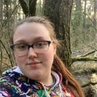 Shannon Burdick's Instagram, Twitter & Facebook