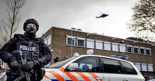 Dat gebeurde 's ochtends rond tien voor acht, op het moment. Moord Doodslag Overlijden In Nieuwegein Oozo Nl
