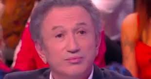 — elodie huchard (@elodiehuchard) 6 décembre 2017 Michel Drucker Revient Sur Ses Larmes A La Mort De Johnny Home 7sur7 Be