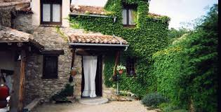 16 anuncios de fincas rústicas y casas rurales en venta en solsonès con fotos. Las Reservas De Casas Rurales Para Verano Se Disparan Como Alternativa A La Playa Companias Cinco Dias