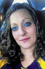 Sharon Songer's Instagram, Twitter & Facebook