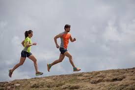 Les programmes de course à pied du site s'adressent à tous les niveaux de coureur, aussi bien au jogger débutant qu'au coureur confirmé de. Votre Vitesse Allure De Course A Pied Calcul En Ligne
