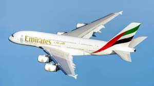 This version has fewer economy class seats. Stillgelegt Erste Emirates A380 Enden Als Teilespender Flug Revue