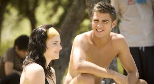 Is she dating or bisexual? 10 Papeles Que Consolidaron La Carrera De Maxi Iglesias