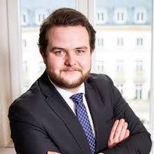 Leon Decker's Instagram, Twitter & Facebook