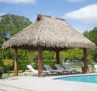 The Difference Between A Natural Thatch And Synthetic Thatch ...