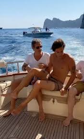 Alessia marcuzzi figli, matrimonio, vita privata. Alessia Marcuzzi In Barca Con Paolo Calabresi E I Figli 5 Dago Fotogallery
