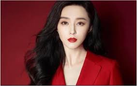 Ngồi không ở nhà, Phạm Băng Băng nhận về hơn 120 triệu đồng vì anti-fan