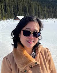 MINT CONDITION 10" TALL 1998 SMOKE FREE PET FREE HOME CASH EDMONTON