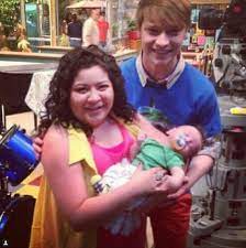 Raini And Calum With Samantha S Cute Baby Dax Austin And Ally Celebrity Dads Calum Worthy