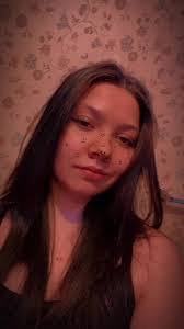 Mallory Mcpherson's Instagram, Twitter & Facebook