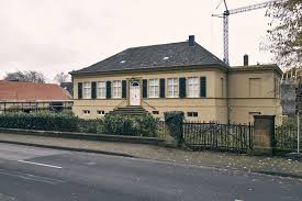 Fachwerkschuppen Des Roetteken Palais Kurz Vor Der Fertigstellung Hier Werden 3 Garagen Untergebracht Mieten Wohnungen Furst Vermietung Wohnung Schuppen