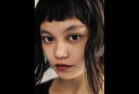 Read between the bylines