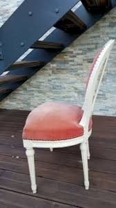 Nous avons remplacé le tissu défectueux de l'assise par un siège en bois. Old Medallion Chair Xvi Style Bibelot And Co