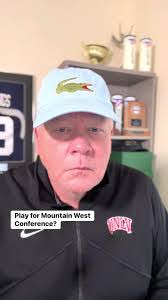 Brandon Beavers's Instagram, Twitter & Facebook