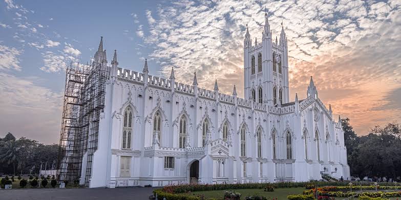 Gothic spires and tranquil grounds of St. Paul's Cathedral, AI generated