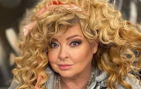 Magda gessler was born on july 10, 1953 in warsaw, poland (67 years old). Magda Gessler O Roli Babci Nie Jestem Zadna Babcia Bo Moja Corka Do Mojej Wnuczki Mnie Nie Dopuszcza