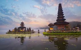 Hasil gambar untuk BRATAN TEMPLE