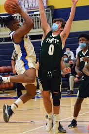 Raiders Grab Division Title