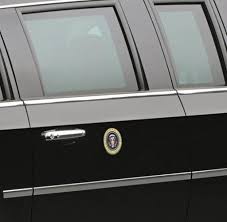Als anwärter für den posten des verteidigungsministeriums. Cadillac Staatskarosse Mit Diesem Biest Fahrt Obama Ins Weisse Haus Welt