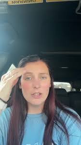 Robyn Bonner's Instagram, Twitter & Facebook