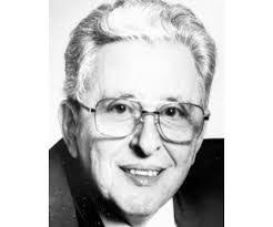 Charlotte Pawlak's Instagram, Twitter & Facebook