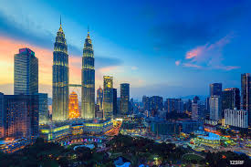 Overall income that is earned by household members. Malaysian Median Monthly Household Income Grew 6 6 Per Annum To Rm5 228 In 2016 The Edge Markets