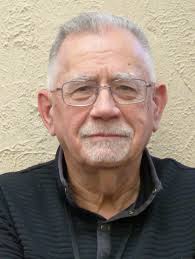 Mike Royer's Instagram, Twitter & Facebook