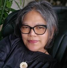 Nong bata aq pangarap q mgkaroon ng biseklita, pero hndi ako kaya bilhan ng  magulang q dhl wla kmi pera, ngayon sa pgsikap q kaya ko ng bumili kht  sasakyan kung gsto