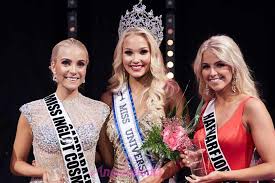 The competition will broadcast live around the world from 8:00 to 11:00 et. Miss Universe Iceland 2018 Full Results Live Update