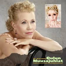 Syyskuun Musteklubilla 21.9. klo 21 kirjavieraita, runoutta, puhetta ja  musiikkia. Huom! Aiemmin ohjelmassa ollut Mira Hulkkosen kirjailijavierailu  siirtyy sairastumisen takia. Tilalle saapuu Jukka Aalho. KIRJAVIERAS: JUKKA  AALHO Sivutieromaani