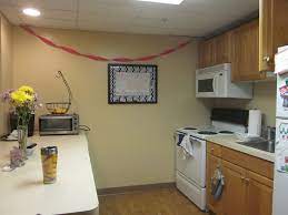 If you're heading off to college this fall, or are the parent of an incoming freshman. The Only Kitchen Supplies You Need In A Dorm