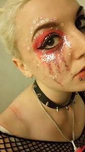 The look I did for a Halloween party in 2017! It was an Alice in  Wonderland/ Clockwork Orange mashup 🔥 I'ts been