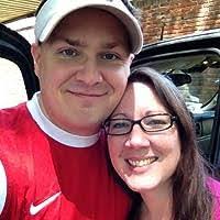 Arnold Bustillo's Instagram, Twitter & Facebook