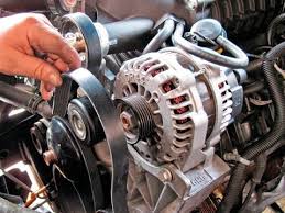 1 generador de corriente alterna, que crea corriente eléctrica por medio de campos magnéticos. Como Saber Si El Alternador De Mi Carro Esta Fallando Youtube