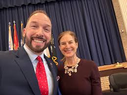 Meteorologist Gil Simmons